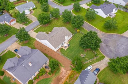 1015 River Plantation Dr, Holly Springs GA  30188-2388 exterior