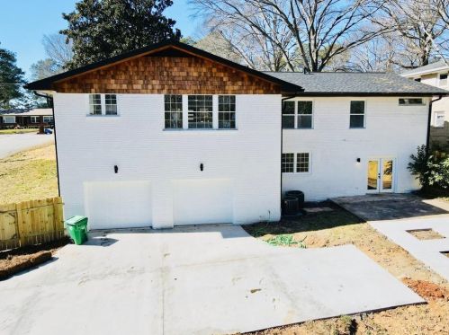 2170 Edgemore Dr, Atlanta GA  30316-2633 exterior