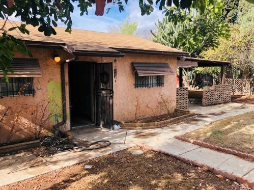 5221 Roxburgh Ave, Irwindale, CA 91702