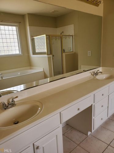 1905 Sheldon Ln, Conyers GA  30094-2079 exterior