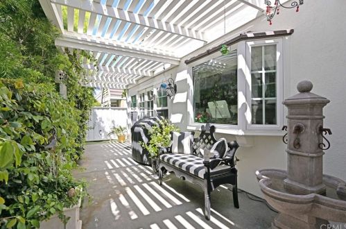 231 Summertree Rd, Anaheim CA  exterior