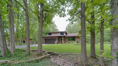 24042 Walden Ln, Crete, IL 60417-2703