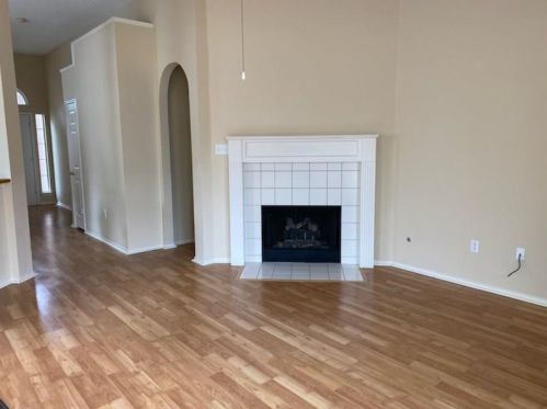 1310 Westview Dr, Garland TX  75040-7582 exterior