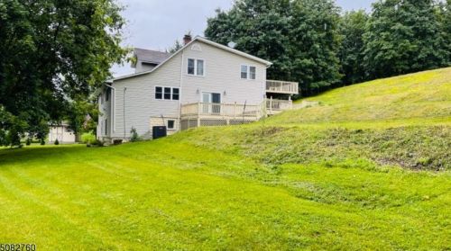 32 Us Highway 206, Augusta, NJ 07822-2019
