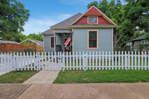 1620 Alston Ave, Fort Worth TX  76104-4512 exterior