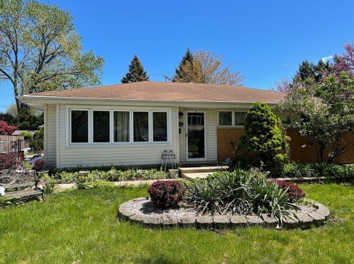 5 Phelps Ave, Arlington Hts, IL 60004-6527