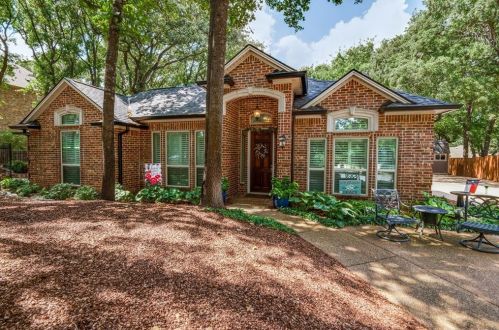 3400 Hightimber Dr, Grapevine, TX 76051-6334