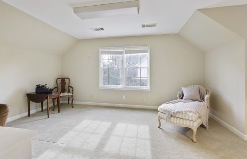 230 Cameron Rdg Dr, Atlanta GA  30328-4709 exterior