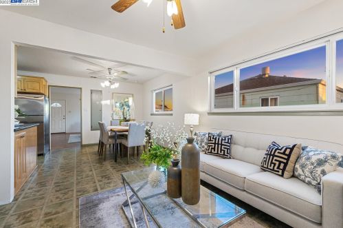 1381 Marybelle Ave, San Leandro CA 94577-2319 exterior