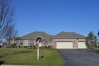 640 Bluestem Ln, Barrington Hills, IL 60102