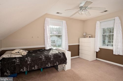 6132 Shady Side Rd, Shady Side MD exterior