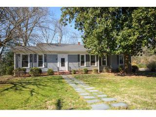 327 Laurel St, Lincolnton, NC 28092-2911