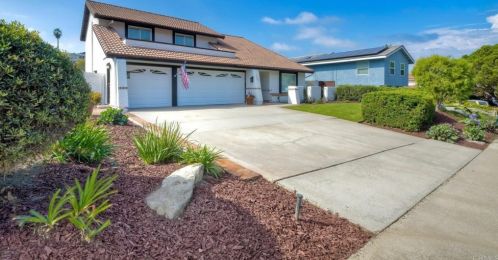7703 Romeria St, Carlsbad, CA 92009-8351