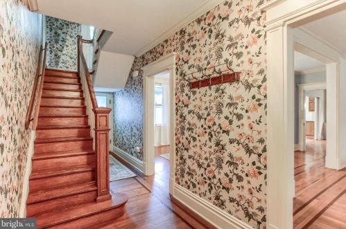 251 Hanover St, Carlisle PA  17013-1928 exterior