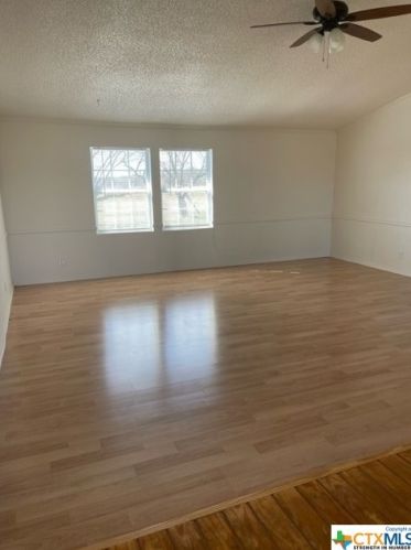 1767 Dowdy Rd, Seguin TX  78155-8128 exterior