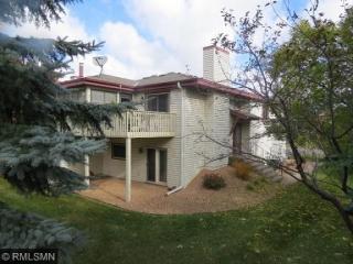 6851 Thames Rd, Saint Paul, MN 55125-2456