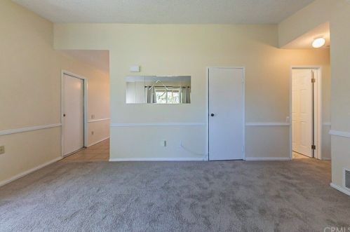 9177 Admiralty Ave, Riverside CA  92503-3314 exterior
