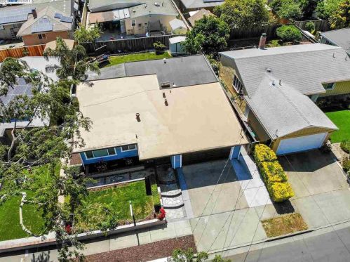 393 Dutchess Ln, Hayward, CA 94544-7501