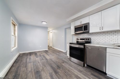 59 Winding Hill Dr, Wantage, NJ 07461-4707
