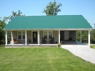 407 Sickler Rd, Hohenwald, TN 38462-5082