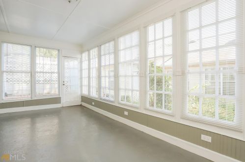 206 Oak Cir, Stockbridge GA  30281-3312 exterior