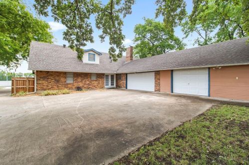 505 Bond St, Whitewright TX 75491-2210 exterior