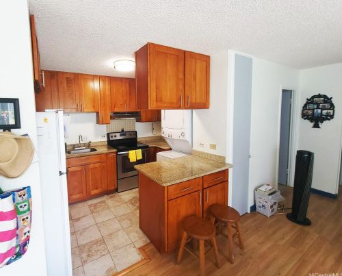 47420 Hui Iwa St, Kaneohe, HI
