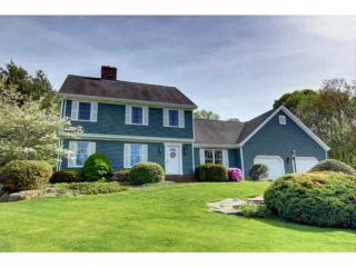 75 Crosswynds Dr, South Kingstown, RI 02874-2403