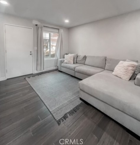 327 Streamwood, Irvine CA  92620-1945 exterior