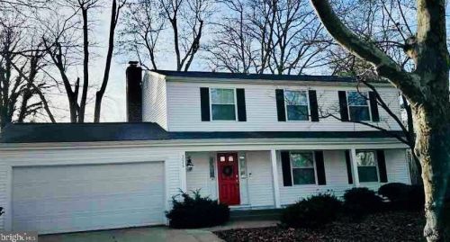 5026 Round Tower Pl, Columbia MD  21044-1322 exterior