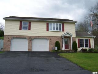 230 Wertz Run Rd, Carlisle PA  17013-8102 exterior
