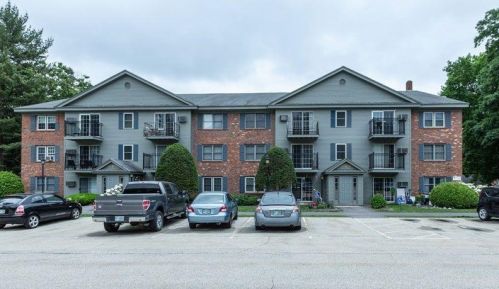 10 Saint James Pl, Nashua, NH 03062-2666