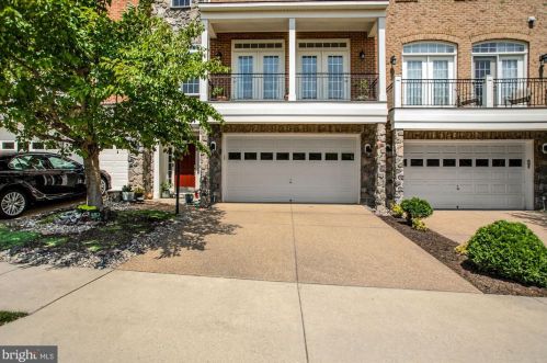 19153 Rocky Crest Ter, Leesburg, VA 20176-3805