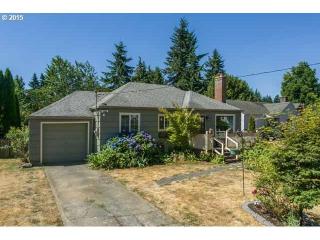 9106 Schuyler St, Portland, OR 97220-5555