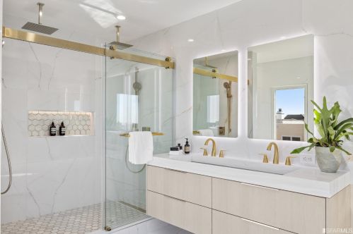 1559 37th Ave, San Francisco CA  94122-3126 exterior