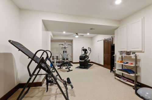 2165 Charlton Rd, Saint Paul MN  55118-4738 exterior