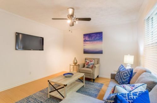 5 Arpege Way, Atlanta, GA 30327-1001
