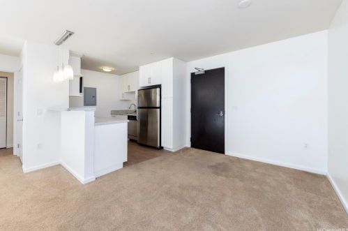 1810 Kaioo Dr, Honolulu HI 96815 exterior