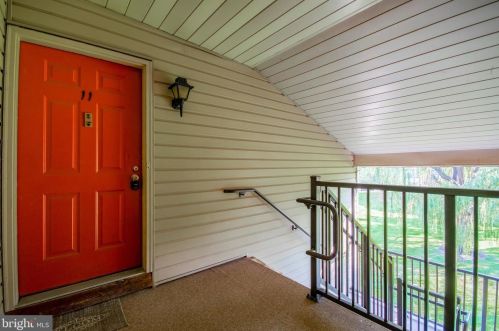 11 Poillon Ct, Trenton, NJ 08648-2656