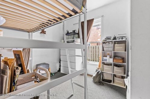 1317 Washington Ave, Tinton Falls NJ 07701-5760 exterior