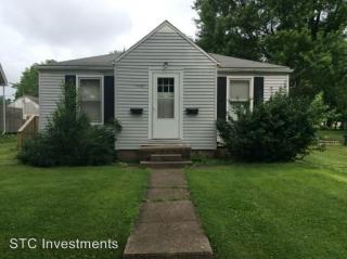 410 Monroe St, Macomb IL  61455-1784 exterior