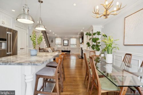 710 Lombard St, Philadelphia PA  19147-1315 exterior