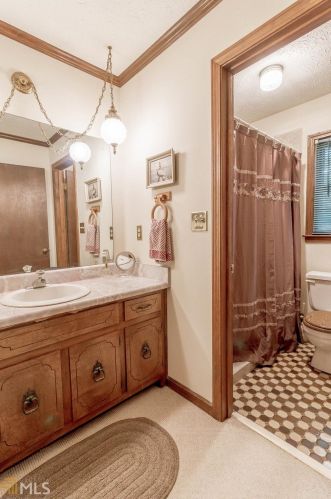 160 Country Roads Cir, Stockbridge GA  30281-1338 exterior
