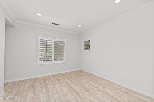 531 Granite Hl St, Simi Valley CA 93065-0608 exterior