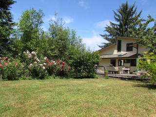 2412 Cochran Rd, Mckinleyville, CA 95519-9234