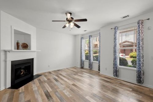 569 Ridge View Xing, Holly Springs, GA 30188-3310