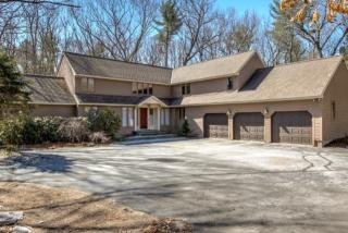 1 Village Common Ct, Amherst, NH 03031-1938