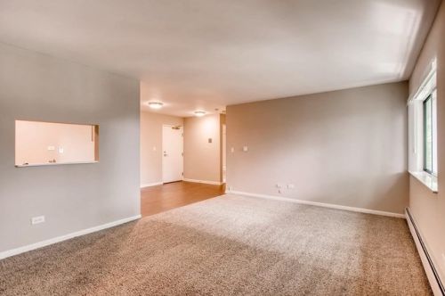 1330 Chicago Ave, Naperville, IL 60540-5832