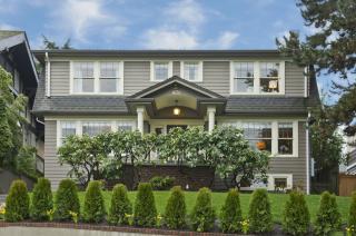 1631 Interlaken Pl, Seattle, WA 98112-3424