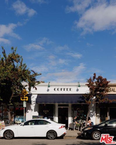 1330 Columbia Dr, Glendale CA  91205-3504 exterior